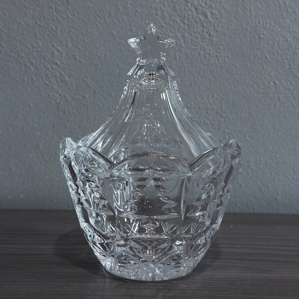 Fifth Avenue Crystal Christmas Tree Candy Dish 24% Lead Crystal 303220-GB Lid